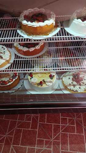 Fotografia tomada fuera de Cereza, Pastelería Fina. - Panadería en Oaxaca de Juárez, Oax.