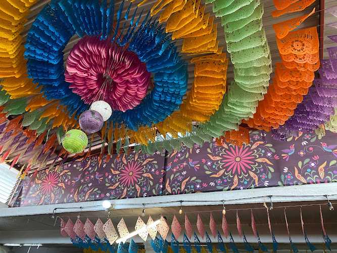 Fotografia tomada fuera de Dulcería y panadería regional La Guadalupana - Panadería en Oaxaca de Juárez, Oax.