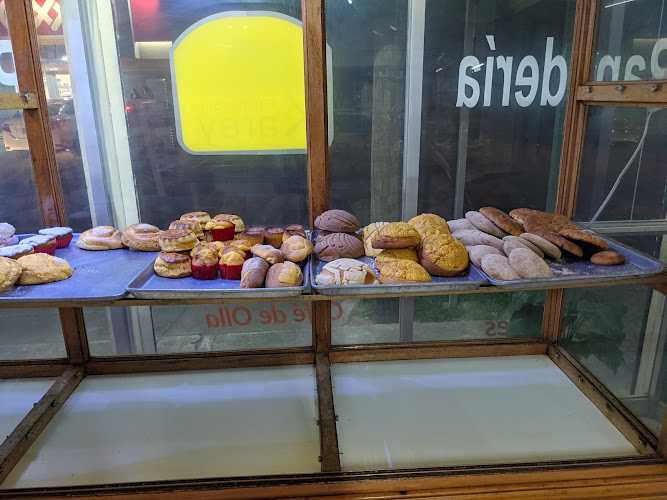 Fotografia tomada fuera de Panaderia Karey - Panadería en Zapopan, Jal.