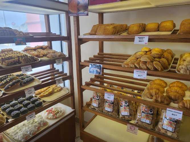 Fotografia tomada fuera de Panamá Pastelería Soriana - Pastelería en Mazatlán, Sin.
