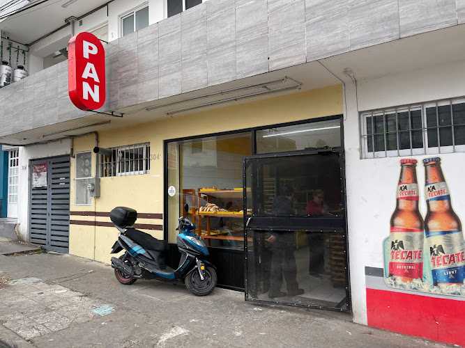Fotografia tomada fuera de Pan - Bakery en Xalapa-Enríquez, Ver.