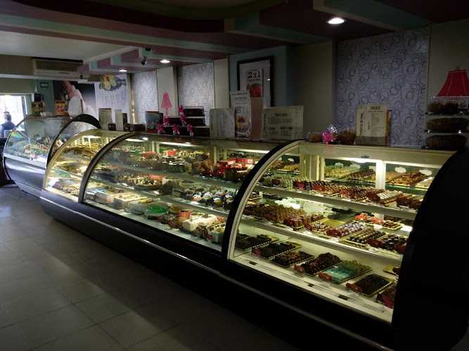 Fotografia tomada fuera de Montparnasse Balbuena - Pastelería en Venustiano Carranza, CDMX
