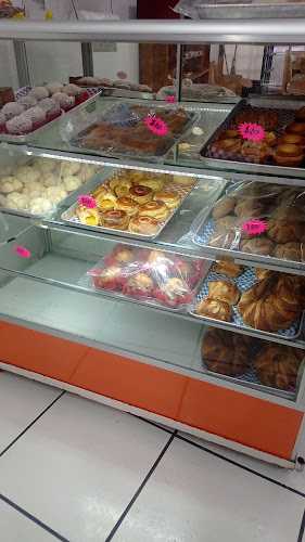 Fotografia tomada fuera de Conchas y algo más - Panadería en Venustiano Carranza, CDMX