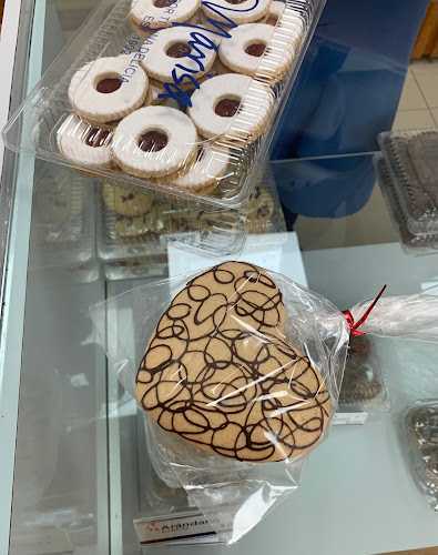 Fotografia tomada fuera de Pastelerías Mar - Pastelería en Guadalajara, Jal.