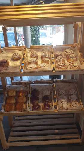 Fotografia tomada fuera de Piñon Bakery & Bread - Panadería en Zapopan, Jal.