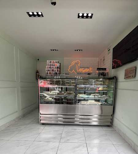 Fotografia tomada fuera de Pastelerías Lesant - Pastelería en Benito Juárez, CDMX