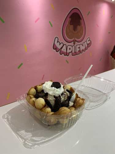 Fotografia tomada fuera de Waplenis - Tienda de postres en Zapopan, Jal.