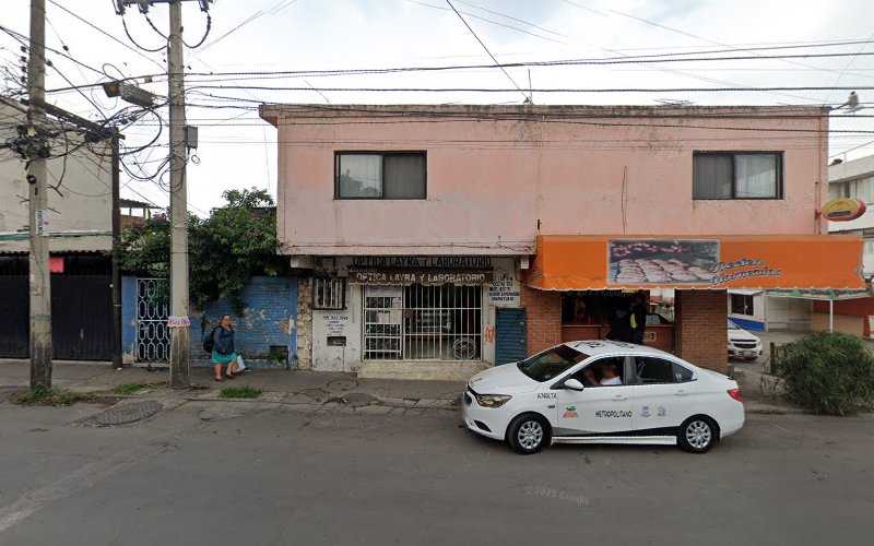 Fotografia tomada fuera de El Pastecito - Panadería en Cuernavaca, Mor.