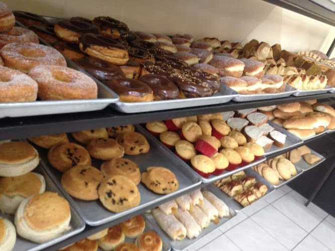Fotografia tomada fuera de La Estefania - Panadería en Cdad. Victoria, Tamps.
