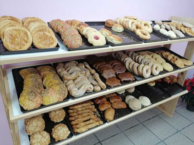Fotografia tomada fuera de Panadería 3 Princesas Sucursal 27 Berriozabal - Panadería en Cdad. Victoria, Tamps.