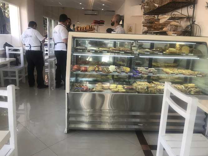 Fotografia tomada fuera de Labrioche de Playa - Panadería en Playa del Carmen, Q.R.