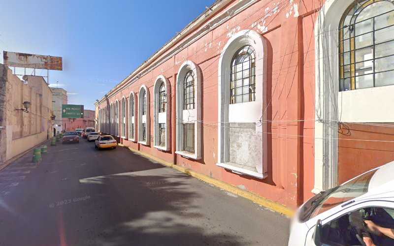 Fotografia tomada fuera de Panadería Robles Gomez - Panadería en Pachuca de Soto, Hgo.
