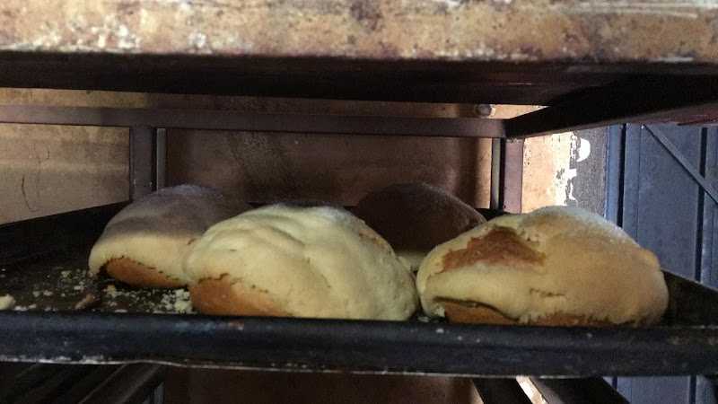 Fotografia tomada fuera de Panadería El milagro - Panadería en Ocotlán de Morelos, Oax.