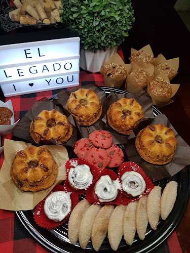 Fotografia tomada fuera de El Legado Panadería y Repostería Artesanal Familiar - Panadería en San Luis Río Colorado, Son.