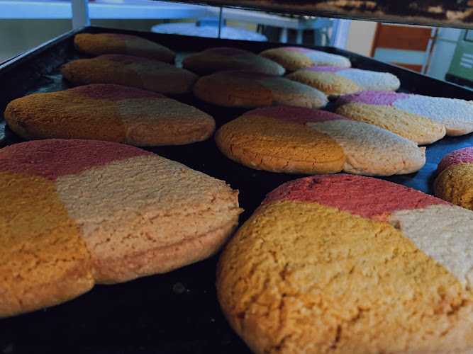 Fotografia tomada fuera de Panaderia La Dinastia - Panadería en El Potrero, Edomex.