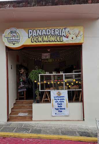 Fotografia tomada fuera de Panadería don Manuel - Panadería en Huatusco de Chicuellar, Ver.